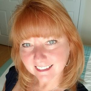 Meet your Posher, Regina